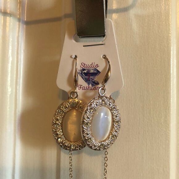 Necklace earring set - Picture 3 of 3